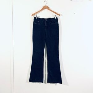 Jiya 90s Flared Jeans